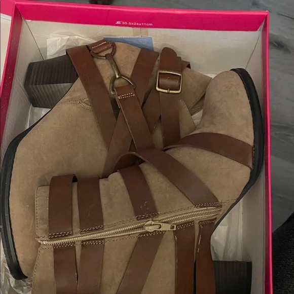 Shoe Dazzle Sand Suede Boots with Brown Straps - Picture 1 of 5